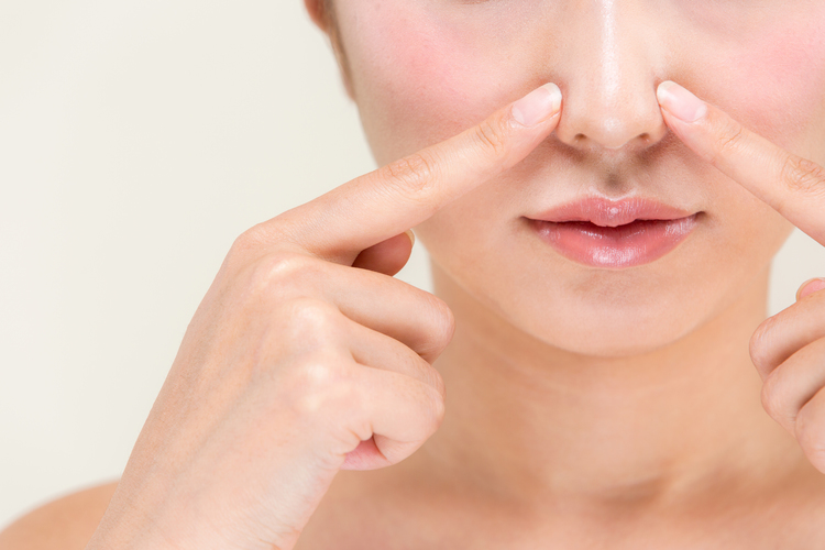 Отличия от хирургического протеза носа, услышанные от опытных людей, у которых не удалось протезировать нос с помощью инъекции гиалуроновой кислоты