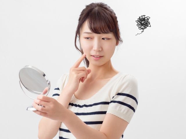 Cosa devi sapere quando tratti l'acne con Photofacial M22, che mira a migliorare la qualità della pelle