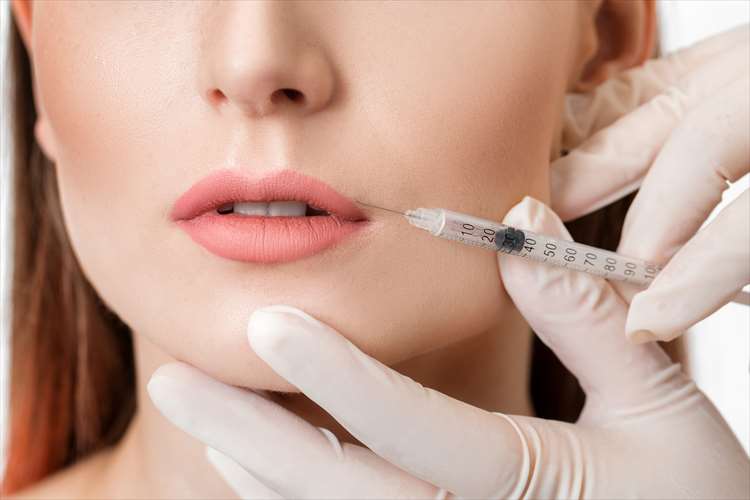 Thorough explanation of all aspects of cosmetological hyaluronic acid injection